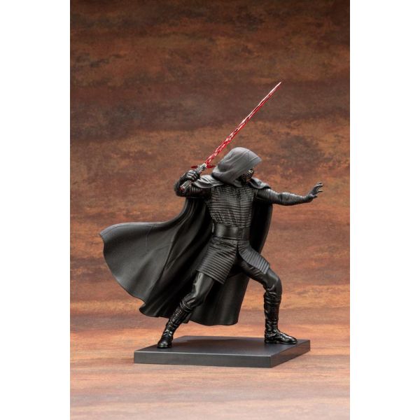 ARTFX+ Kylo Ren Statue (Star Wars Episode IX) Additional Image 3