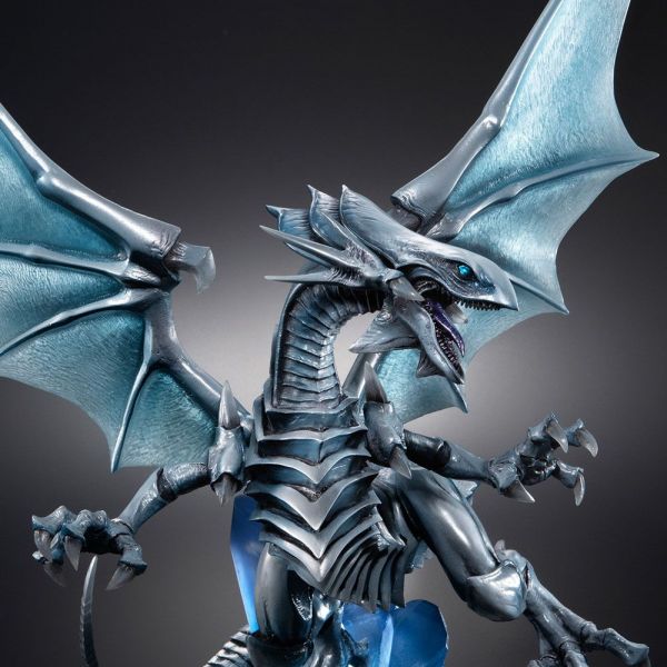 Art Works Monsters Blue Eyes White Dragon Holographic Edition Statue (Yu-Gi-Oh! Duel Monsters) Additional Image 1