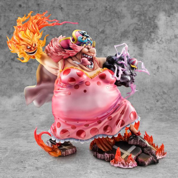 P.O.P Great Pirate Big Mom Charlotte Linlin Statue (One Piece) Additional Image 3