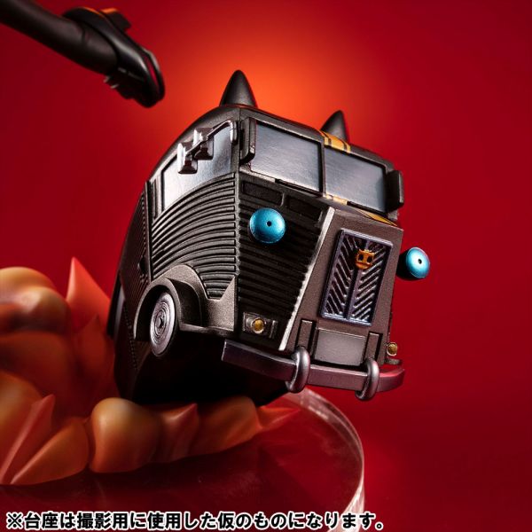 Noir (Haru Okumura) & Morgana Car Statue (Persona 5 Royal Lucrea) Additional Image 6