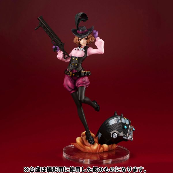 Noir (Haru Okumura) & Morgana Car Statue (Persona 5 Royal Lucrea) Main Image