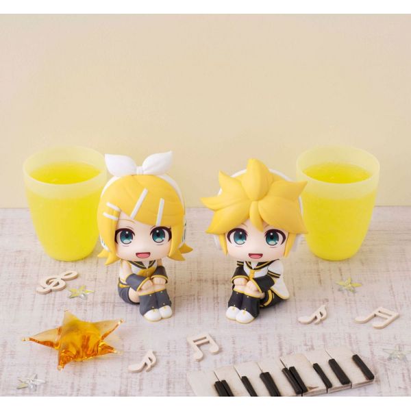 View Statues / Fixed Pose Figures page