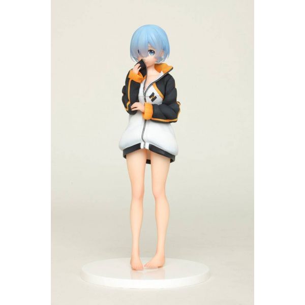 Precious Figure Rem ~ Subaru-kun's Jersey Version (Re:Zero - Starting Life in Another World) Additional Image 2