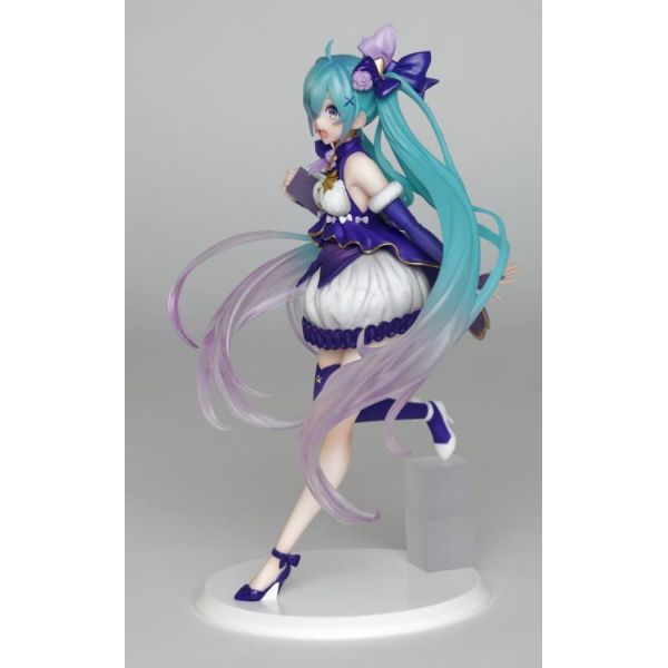 Hatsune Miku 3rd Season Winter Ver. Statue Image