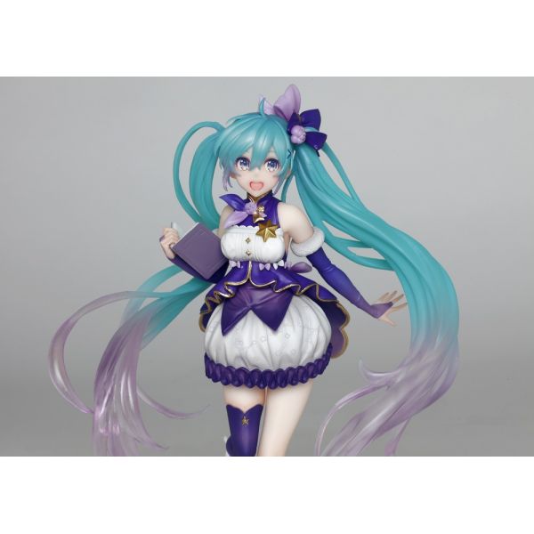 Hatsune Miku 3rd Season Winter Ver. Statue Image