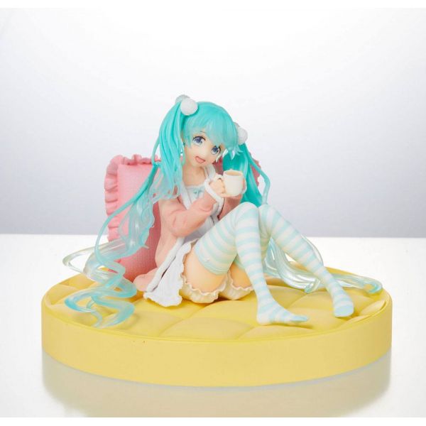 View Statues Fixed Pose Figures page