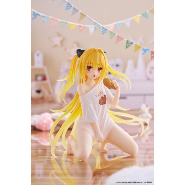 Desktop Cute Golden Darkness Roomwear Ver. (To Love-Ru Darkness) Additional Image 1