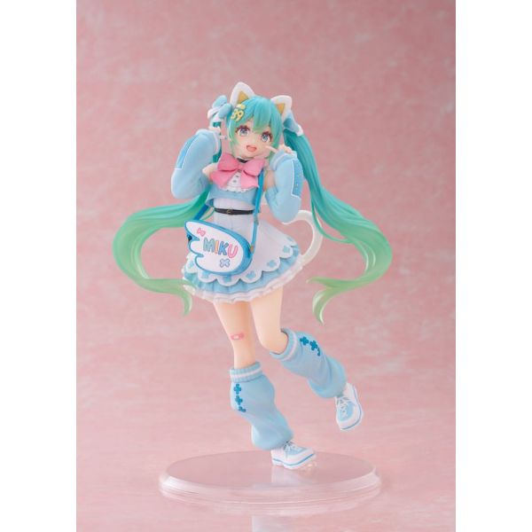View Vocaloid / Hatsune Miku page