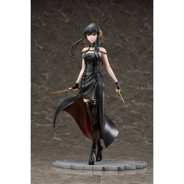 Yor Forger Statue (Spy × Family) Additional Image 6