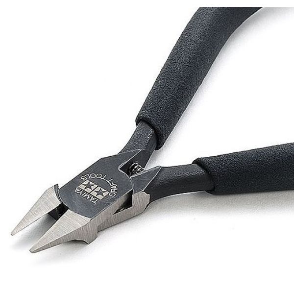 Tamiya Sharp Pointed Side Cutter (No. 035) Additional Image 1