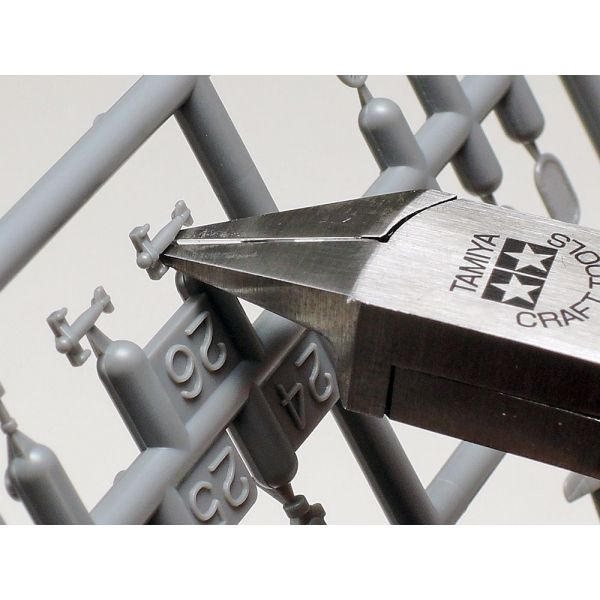 Tamiya Narrow Sharp Pointed Side Cutter (No. 123) Additional Image 1