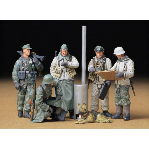 View Military Figures page