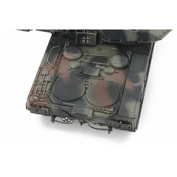 1/48 German Main Battle Tank Leopard 2 A7V Additional Image 5