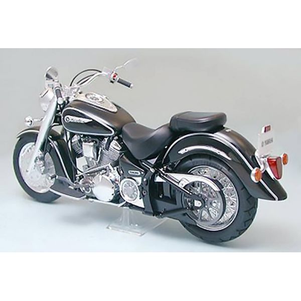 1/12 Yamaha XV1600 Road Star Additional Image 1