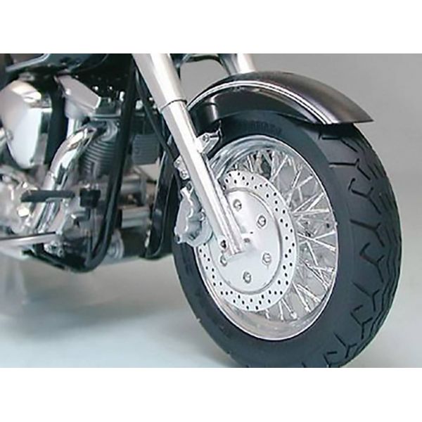 1/12 Yamaha XV1600 Road Star Additional Image 2