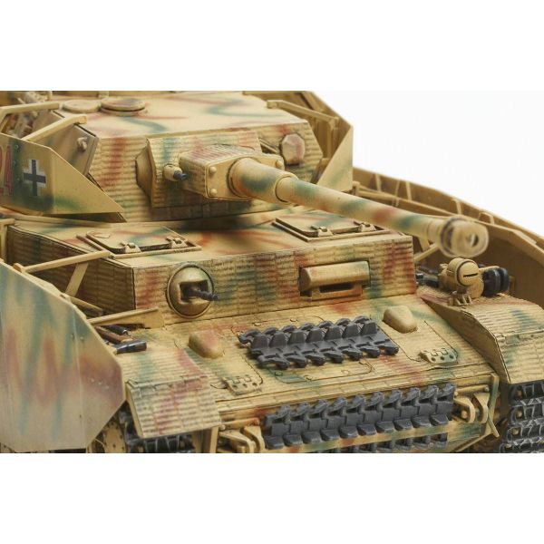 1/48 Panzer IV Ausf.H Tank (Late Production) Additional Image 3