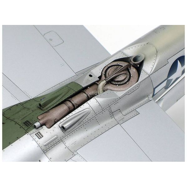 1/48 Lockheed P-38 J Lightning Additional Image 5