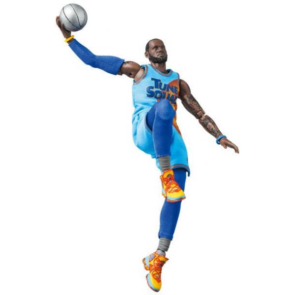 MAFEX LeBron James (Space Jam: A New Legacy) Additional Image 5