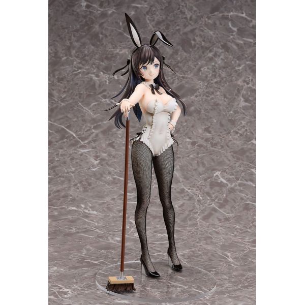 Alina Clover: Bunny Ver. (I May Be a Guild Receptionist, But I'll Solo Any Boss to Clock Out on Time) Additional Image 4