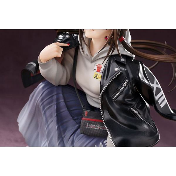 Makinami Mari Illustrious Ver. Radio Eva Part 2 Statue (Neon Genesis Evangelion) Additional Image 4