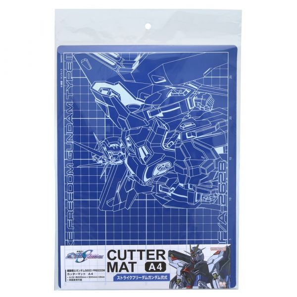 Mobile Suit Gundam SEED Freedom A4 Cutting Mat (Strike Freedom Gundam Type II Version) Additional Image 2