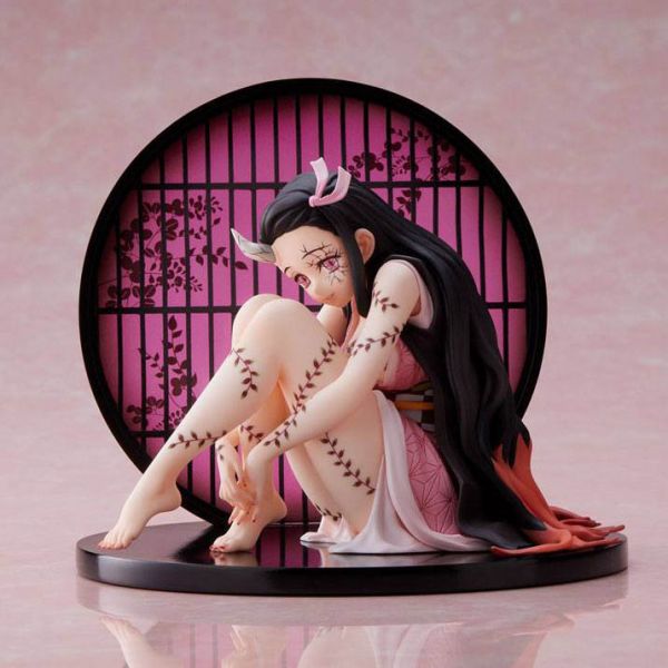 Nezuko Kamado (Demon Form Advancing Version) 1/8 Scale Statue (Demon Slayer: Kimetsu no Yaiba) Main Image