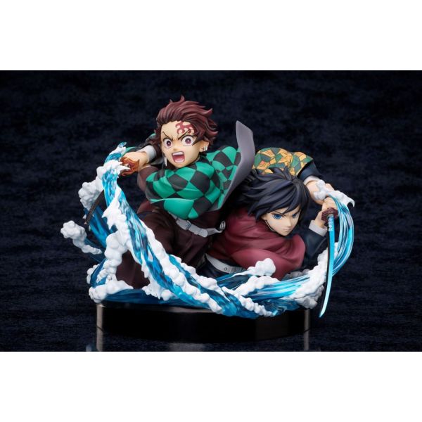 Tanjiro & Giyuu (Demon Slayer: Kimetsu no Yaiba) Additional Image 1