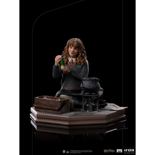 Hermione Granger Polyjuice Art Scale Statue (Harry Potter) Additional Image 2