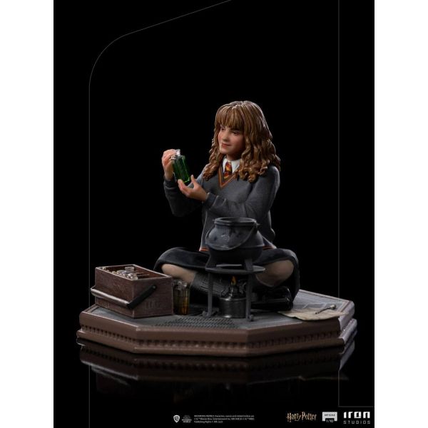Hermione Granger Polyjuice Art Scale Statue (Harry Potter) Additional Image 3