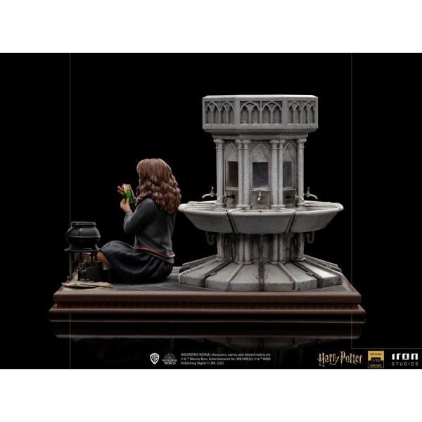 Hermione Granger Polyjuice Deluxe Art Scale Statue (Harry Potter) Additional Image 5