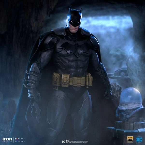 Art Scale Batman Unleashed Deluxe Statue (DC Comics) Additional Image 8