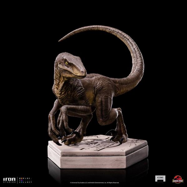 Icons Velociraptor C Statue (Jurassic World) Additional Image 5