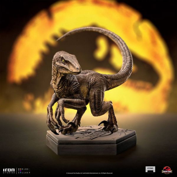Icons Velociraptor C Statue (Jurassic World) Additional Image 6