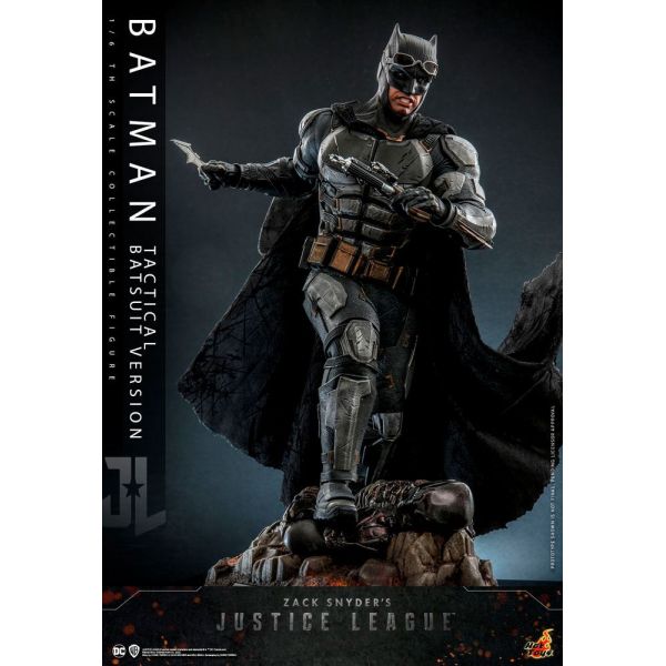 Batman Tactical Batsuit Version Action Figure (Zack Snyder's Justice League) Additional Image 3