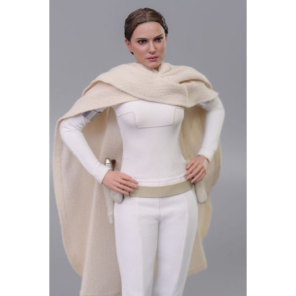 Padme Amidala Action Figure (Star Wars: Episode II) Additional Image 3