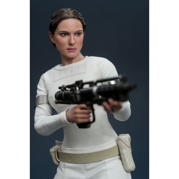 Padme Amidala Action Figure (Star Wars: Episode II) Additional Image 8