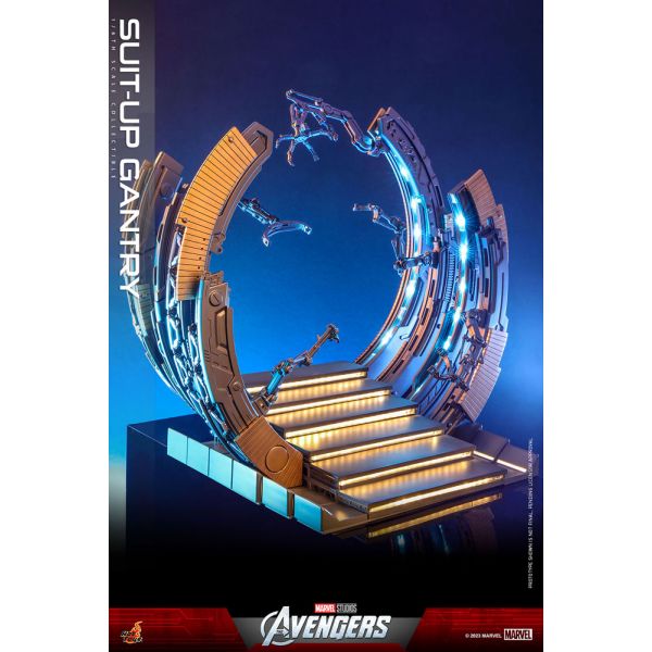Accessories Collection Series Iron Man Suit-Up Gantry (Marvel's The Avengers) Additional Image 3