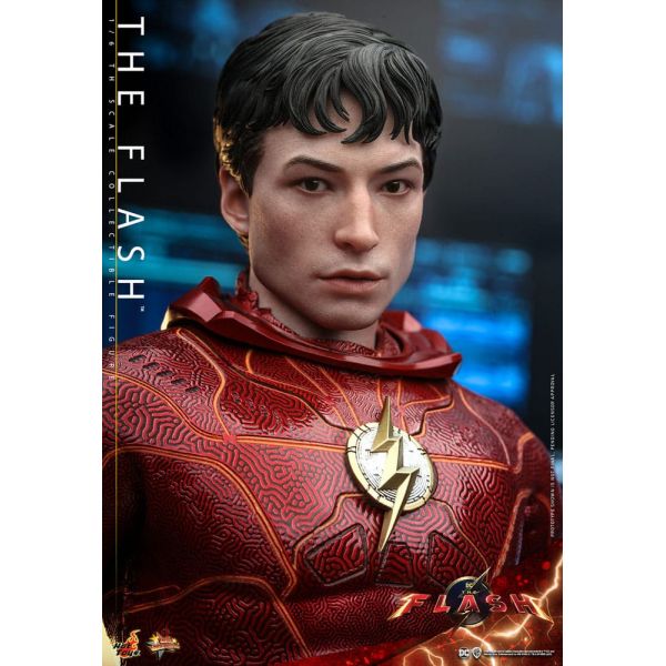 Masterpiece The Flash Action Figure (The Flash Movie) Additional Image 2