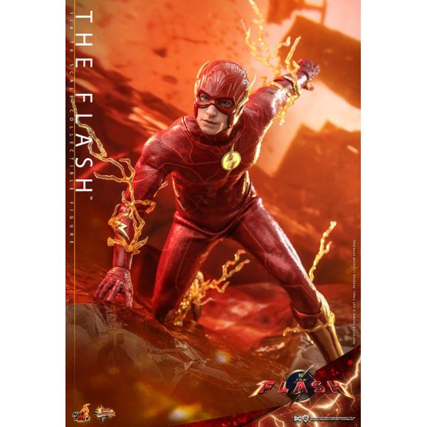 Masterpiece The Flash Action Figure (The Flash Movie) Additional Image 6