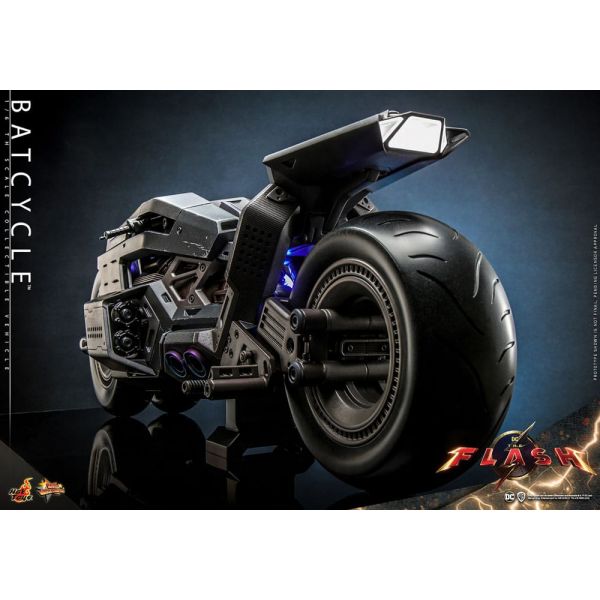Masterpiece Vehicle Batcycle (The Flash Movie) Additional Image 7