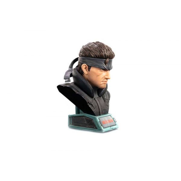 Grand Scale Solid Snake Bust (Metal Gear Solid) Additional Image 7