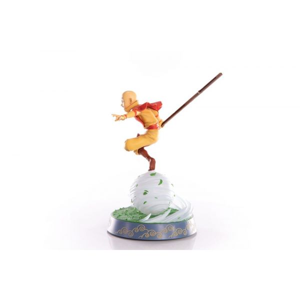Aang Collector's Edition (Avatar: The Last Airbender) Additional Image 3