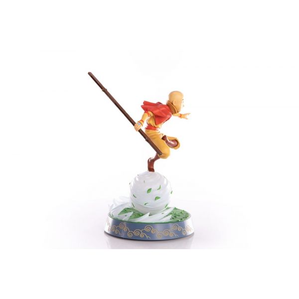 Aang Collector's Edition (Avatar: The Last Airbender) Additional Image 7