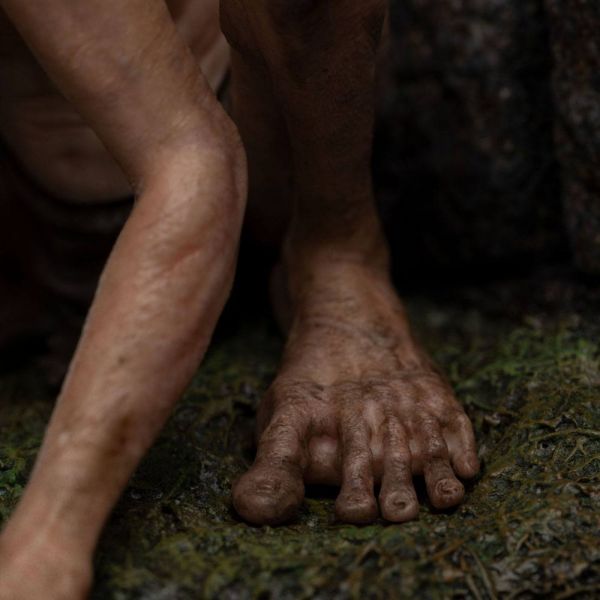 Gollum, Guide to Mordor Mini Statue (Lord of the Rings) Additional Image 5