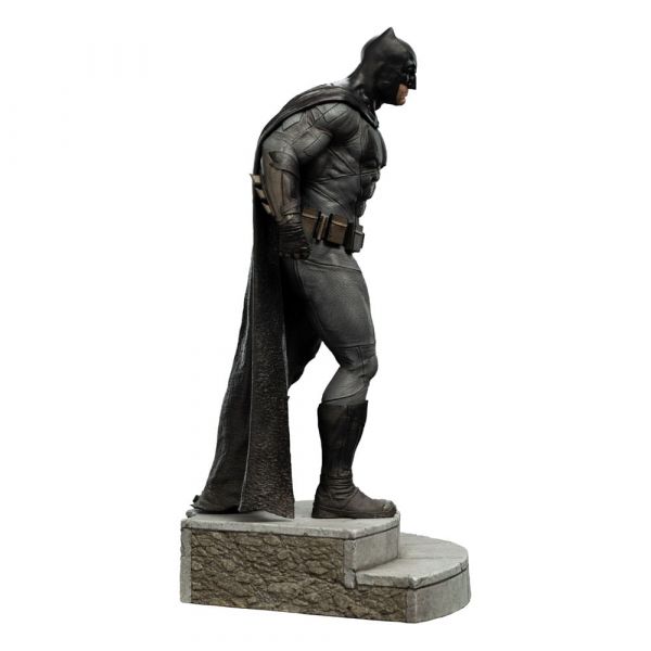 Batman Statue (Zack Snyder's Justice League) Additional Image 2