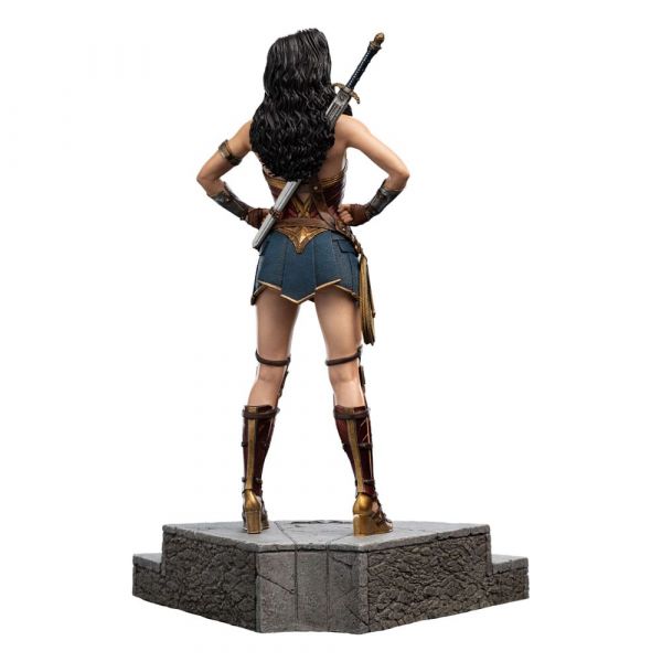Wonder Woman Statue (Zack Snyder's Justice League) Additional Image 3