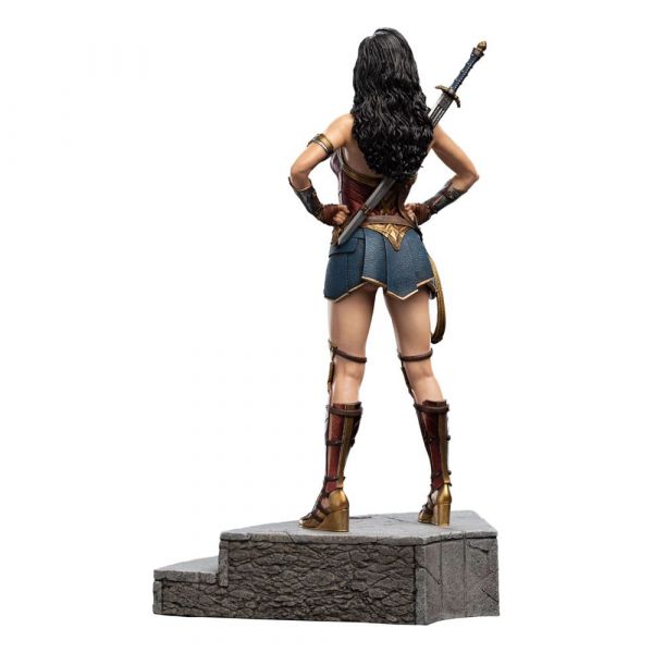 Wonder Woman Statue (Zack Snyder's Justice League) Additional Image 4
