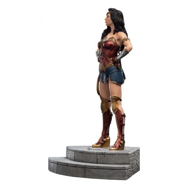Wonder Woman Statue (Zack Snyder's Justice League) Additional Image 6