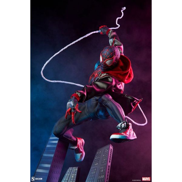 Premium Format Miles Morales Statue (Marvel) Additional Image 2