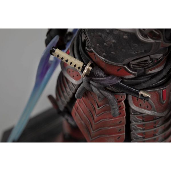 Spartan Yoroi Statue (Halo Infinite) Additional Image 6